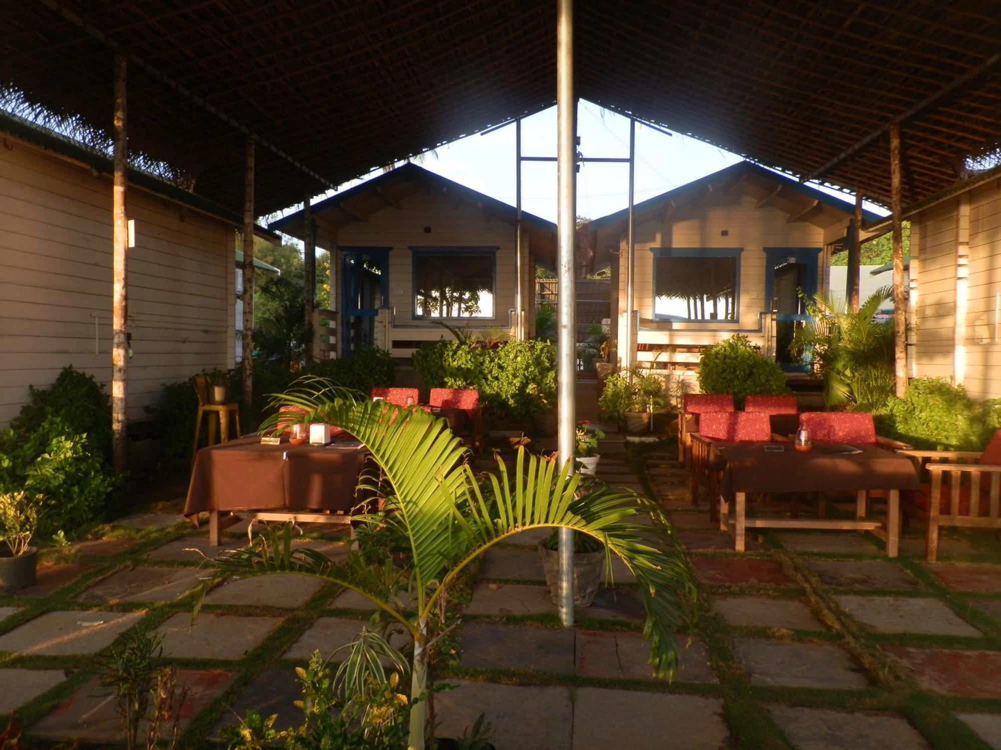 Hotel Agonda Island View Extérieur photo